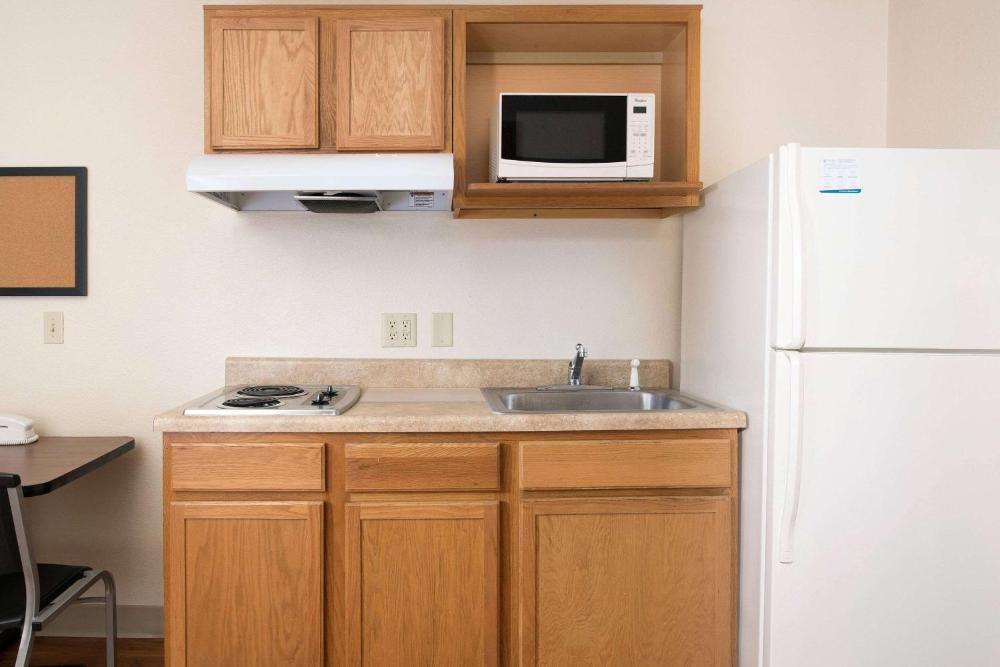 Double Room with Two Double Beds - Non-Smoking interior